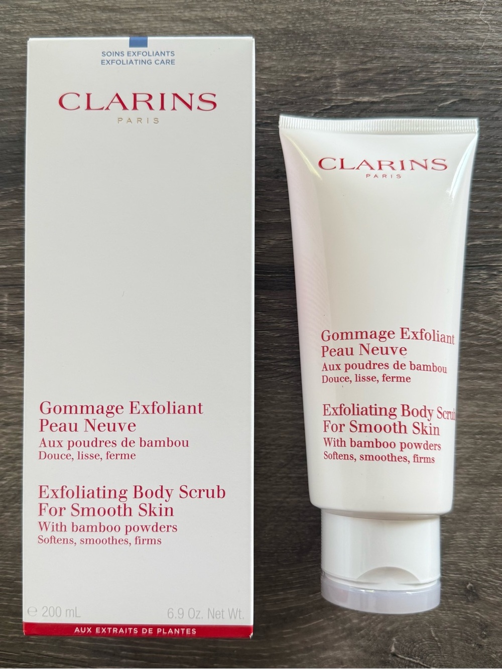 Clarins Exfoliating Body Scrub for Smooth Skin 200ml New In Box